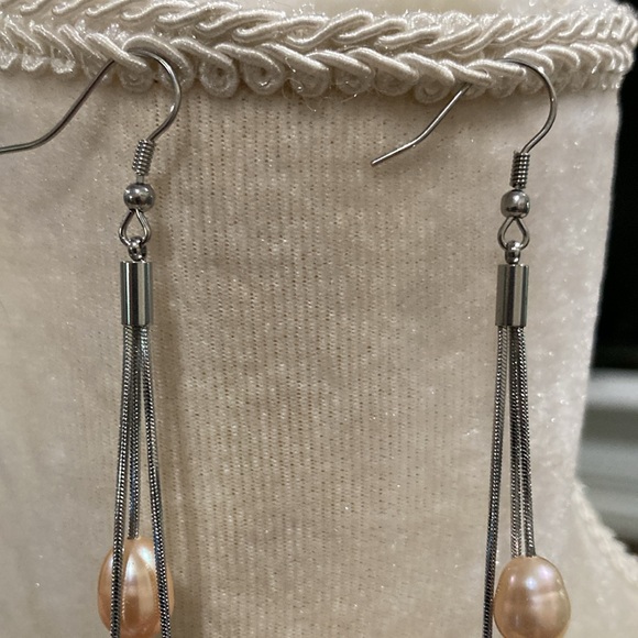 Pearls in Stainless - Picture 5 of 8